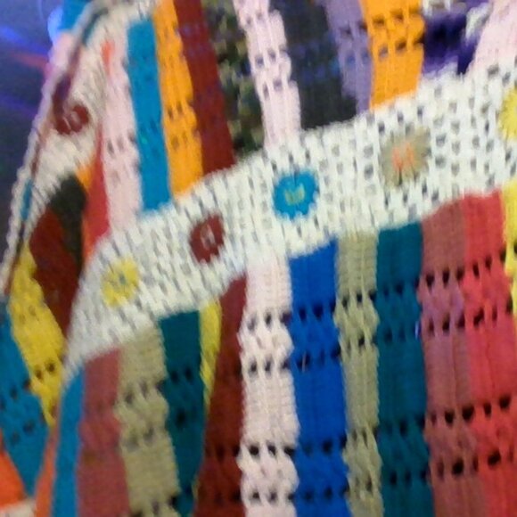 VTG Handmade Granny Square Crochet Throw - Picture 1 of 1